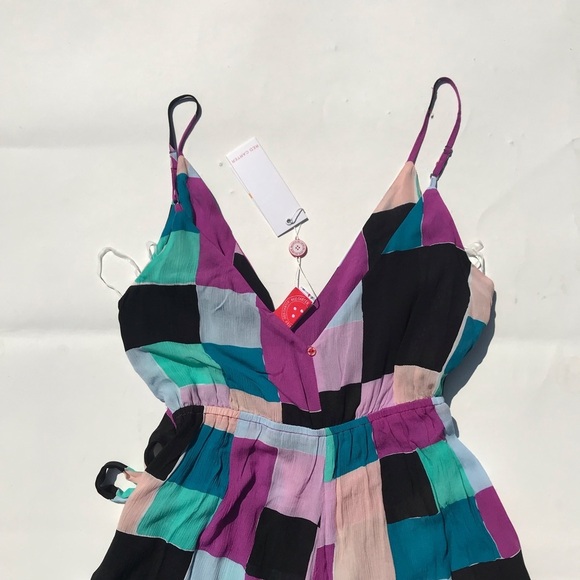 Red Carter NEW! Wrap Romper Geometric Print Small - Picture 7 of 14